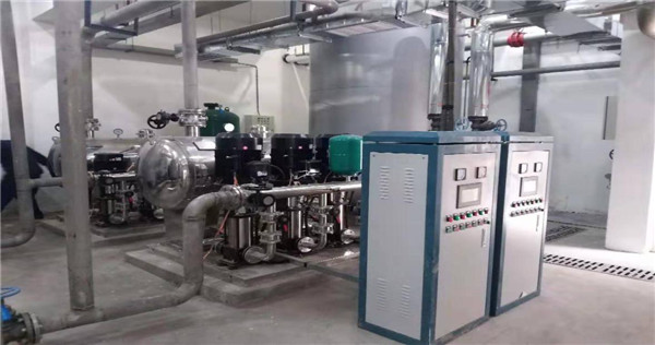 上(shang)海捷丰装备制造有限责任公司供(gong)水變(bian)頻機(ji)組